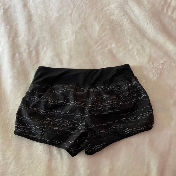 Nike Dri-Fit Shorts - Picture 4 of 6